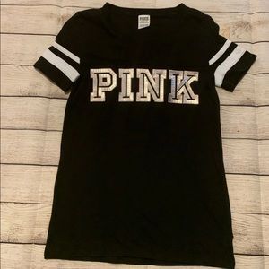 PINK VARSITY SEQUIN BLING V-NECK TEE
Size: X-Small